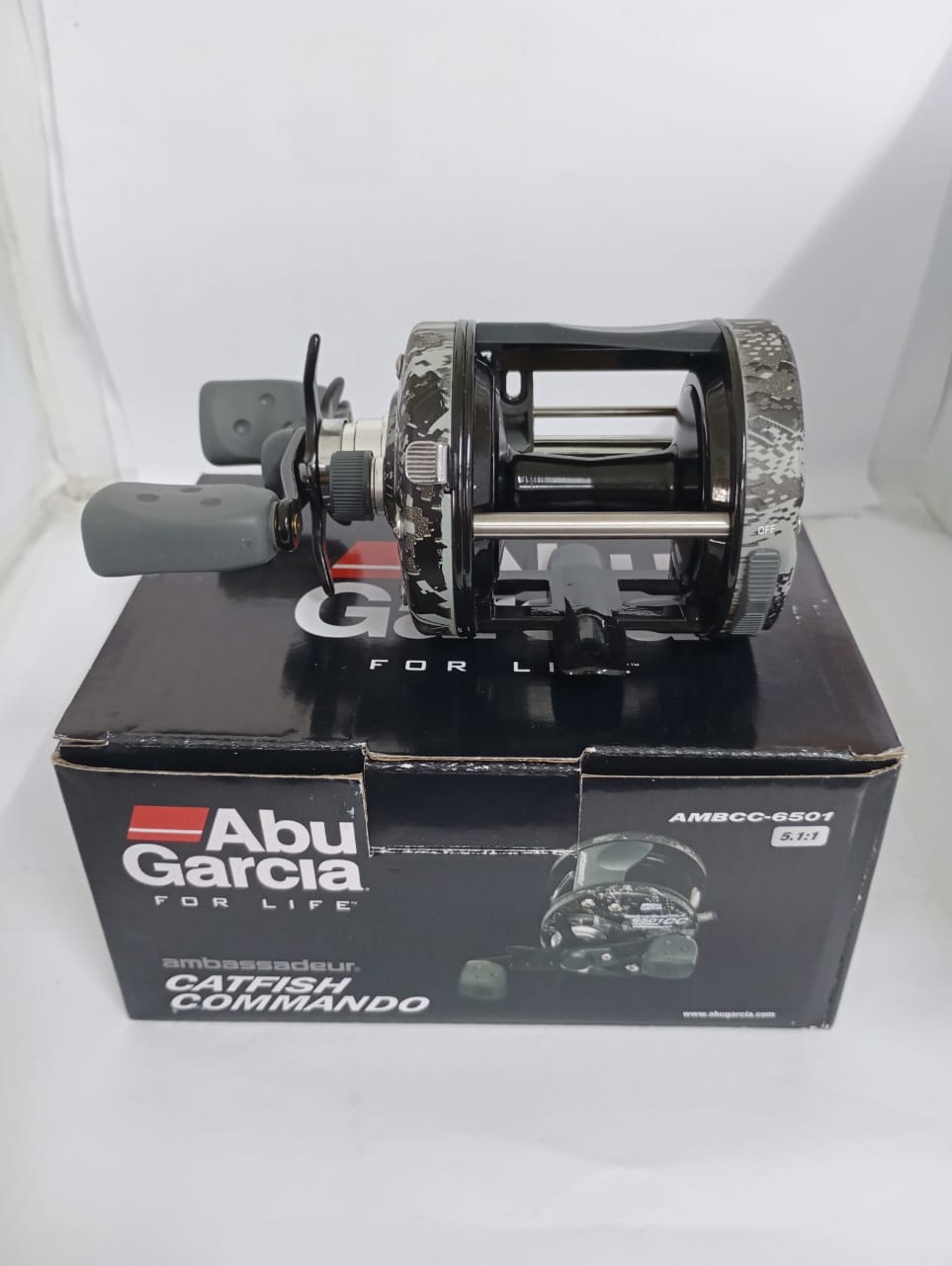 REEL, ABU GARCIA CATFISH COMMANDO BAITCASTING